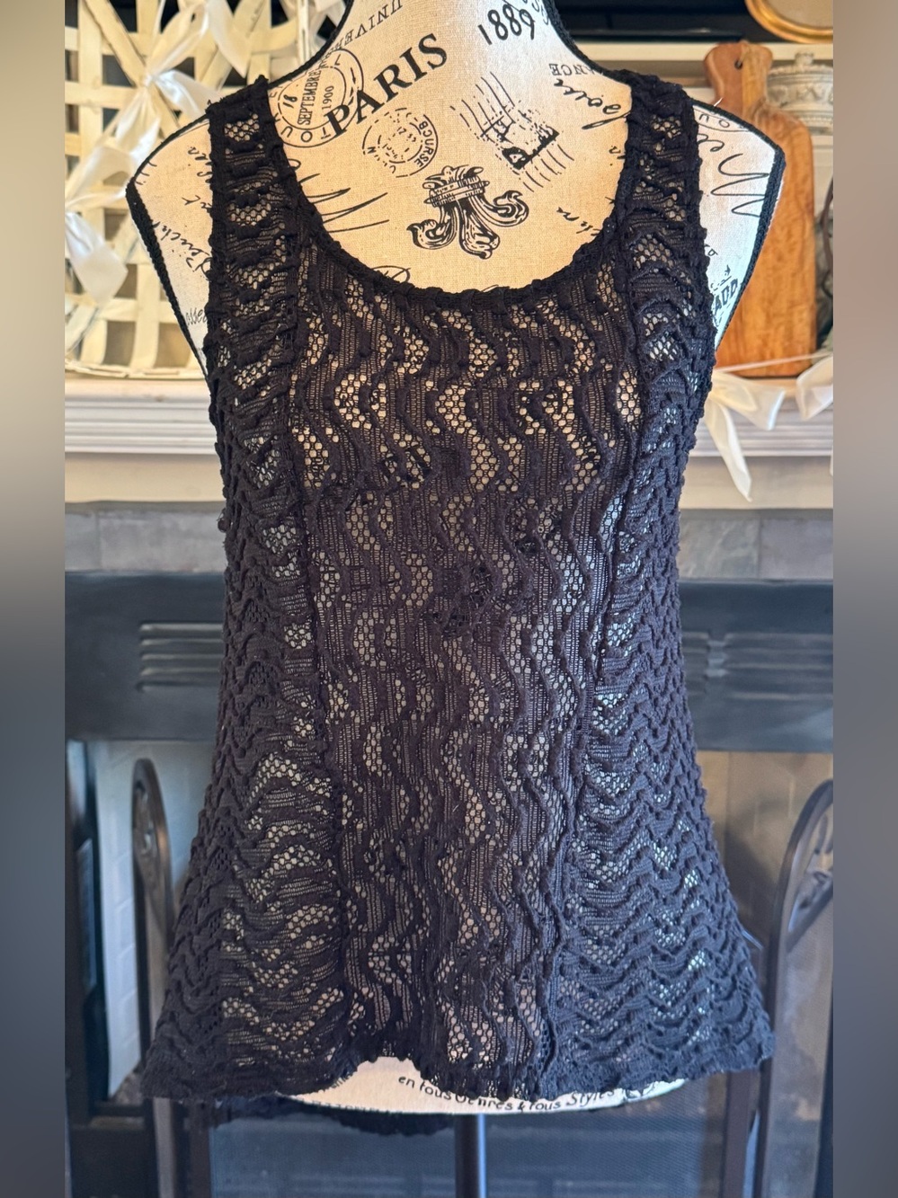 Vintage 90s Y2K Boho Goth Black Lace Chevron Sheer Knit Tank Top High Low Large